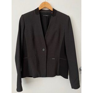 Tahari Collarless V-Neck Single Button Two-Tone Blazer (US6)